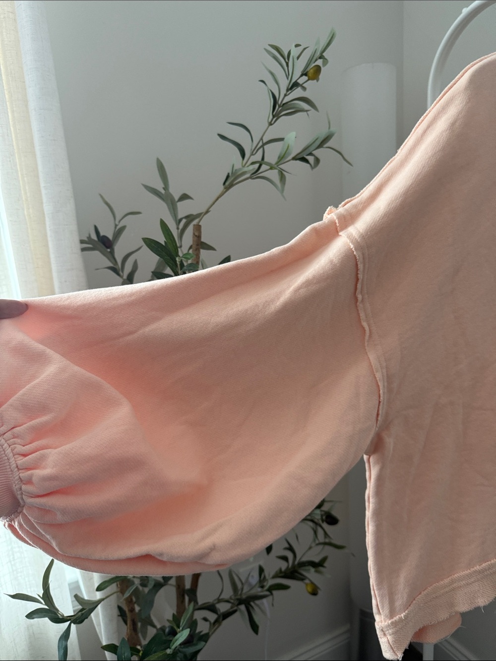Free People Peach Oversized Raw-Hem Sweatshirt Size M - Picture 4 of 11